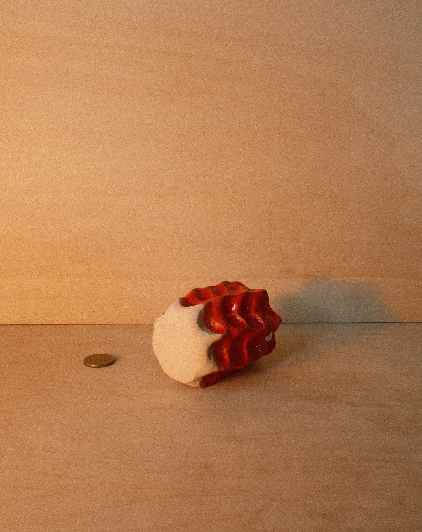 RED MOREL VASE 001