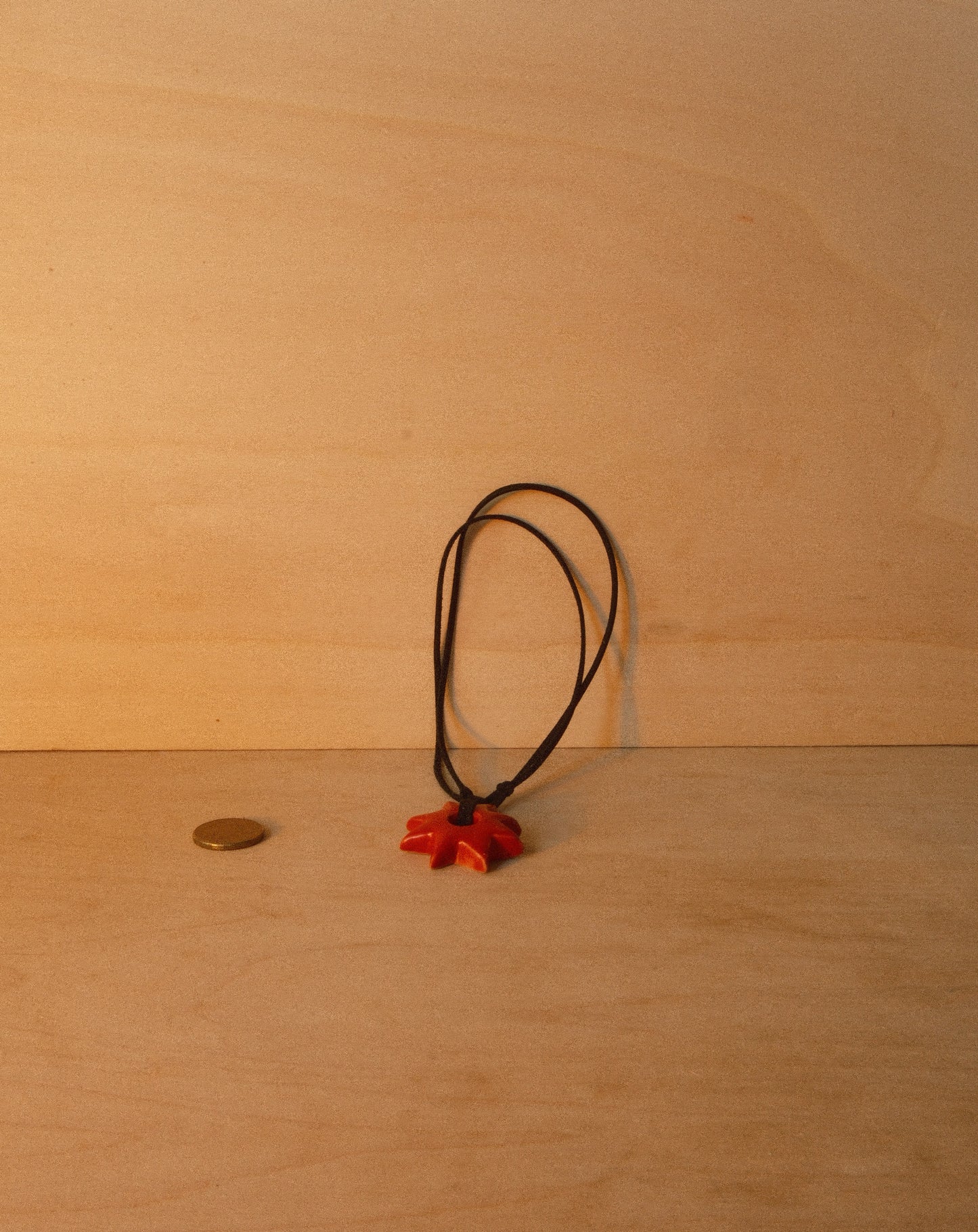 RED STAR NECKLACE 001
