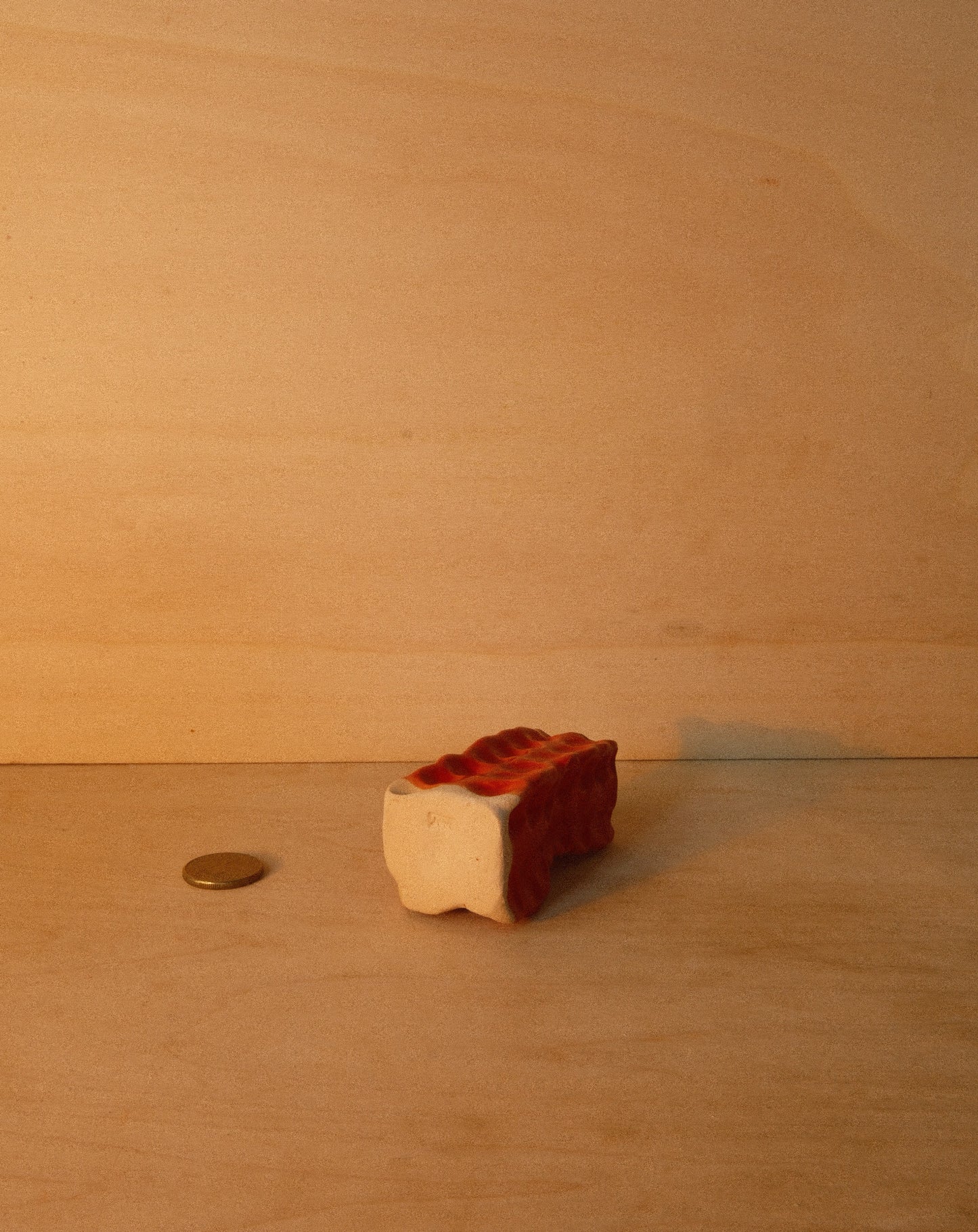 RED MOREL VASE 002
