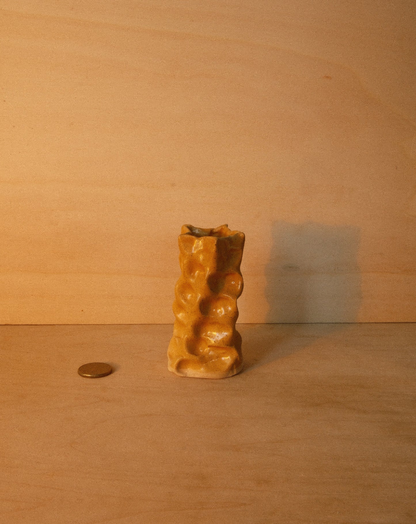 HONEY MOREL VASE 001