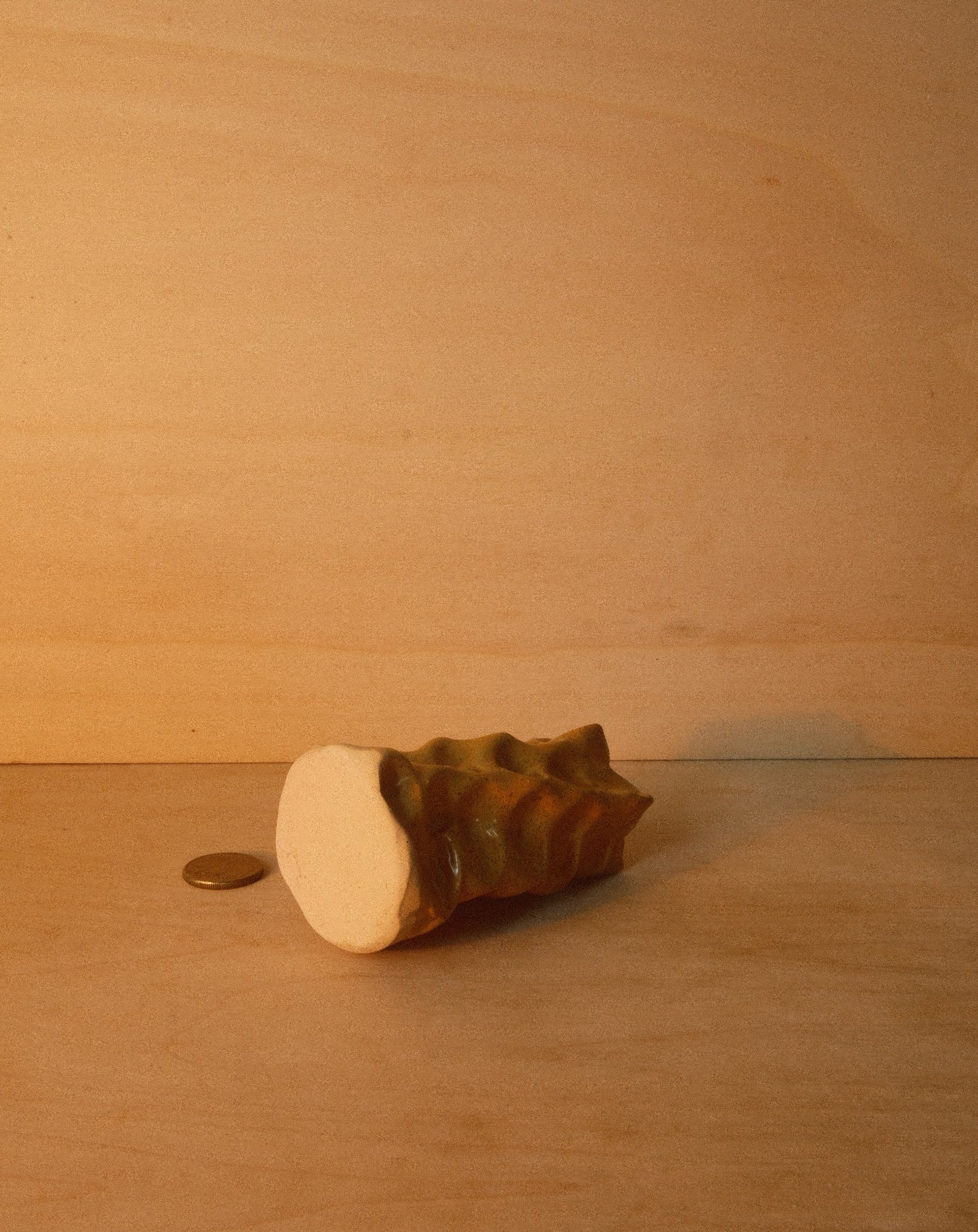 HONEY MOREL VASE 001