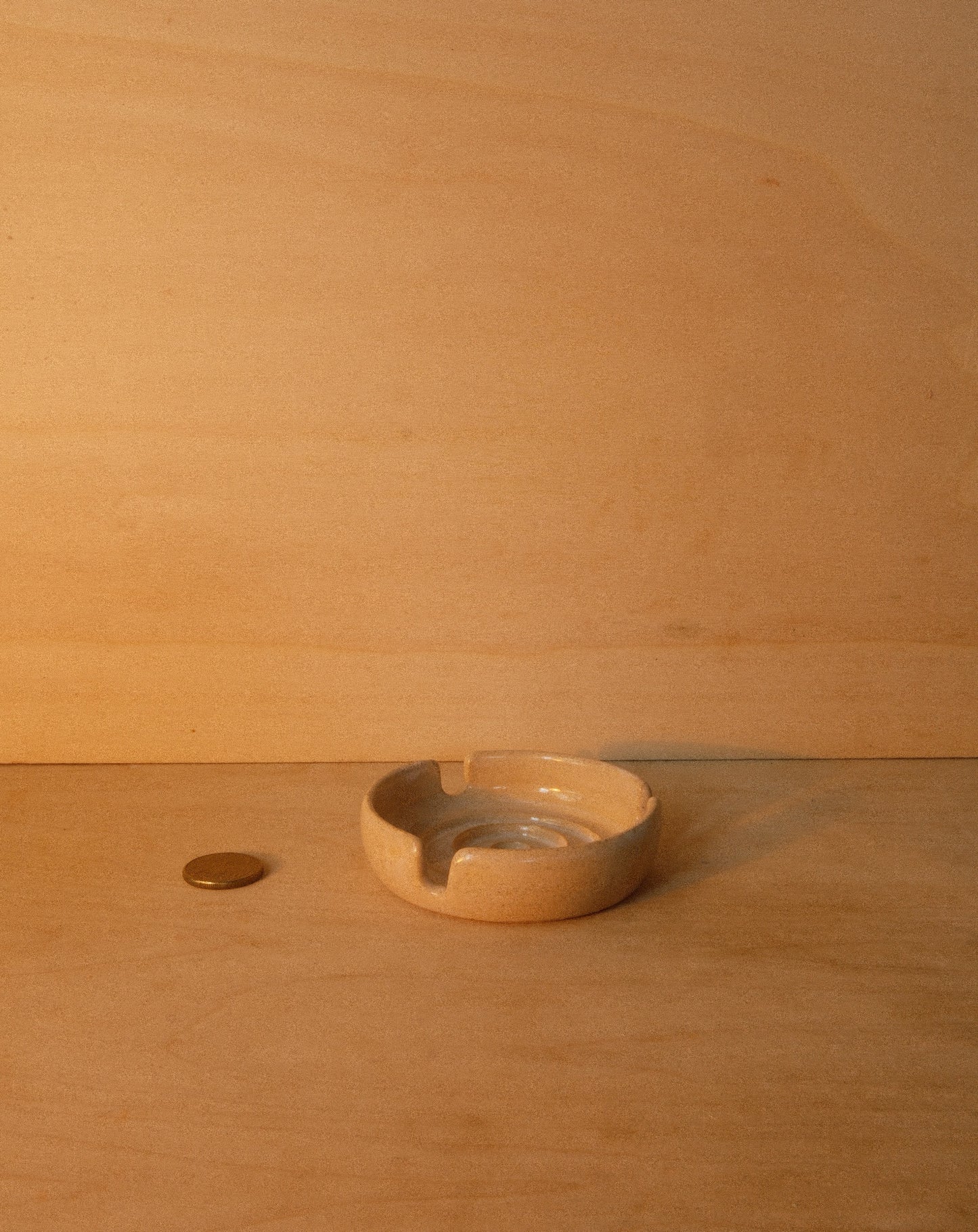 DUSK ASHTRAY 001
