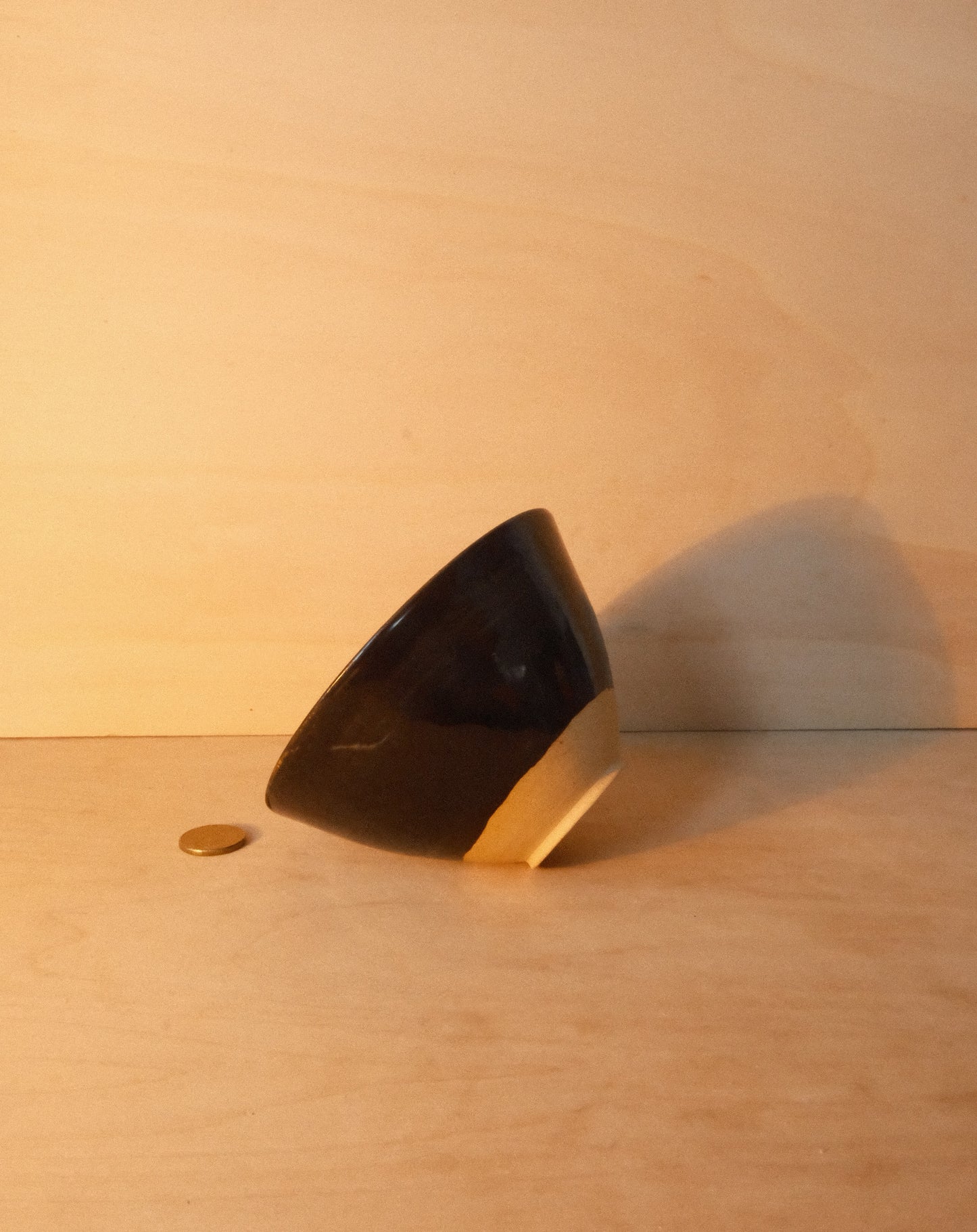 BLACK BOWL 001