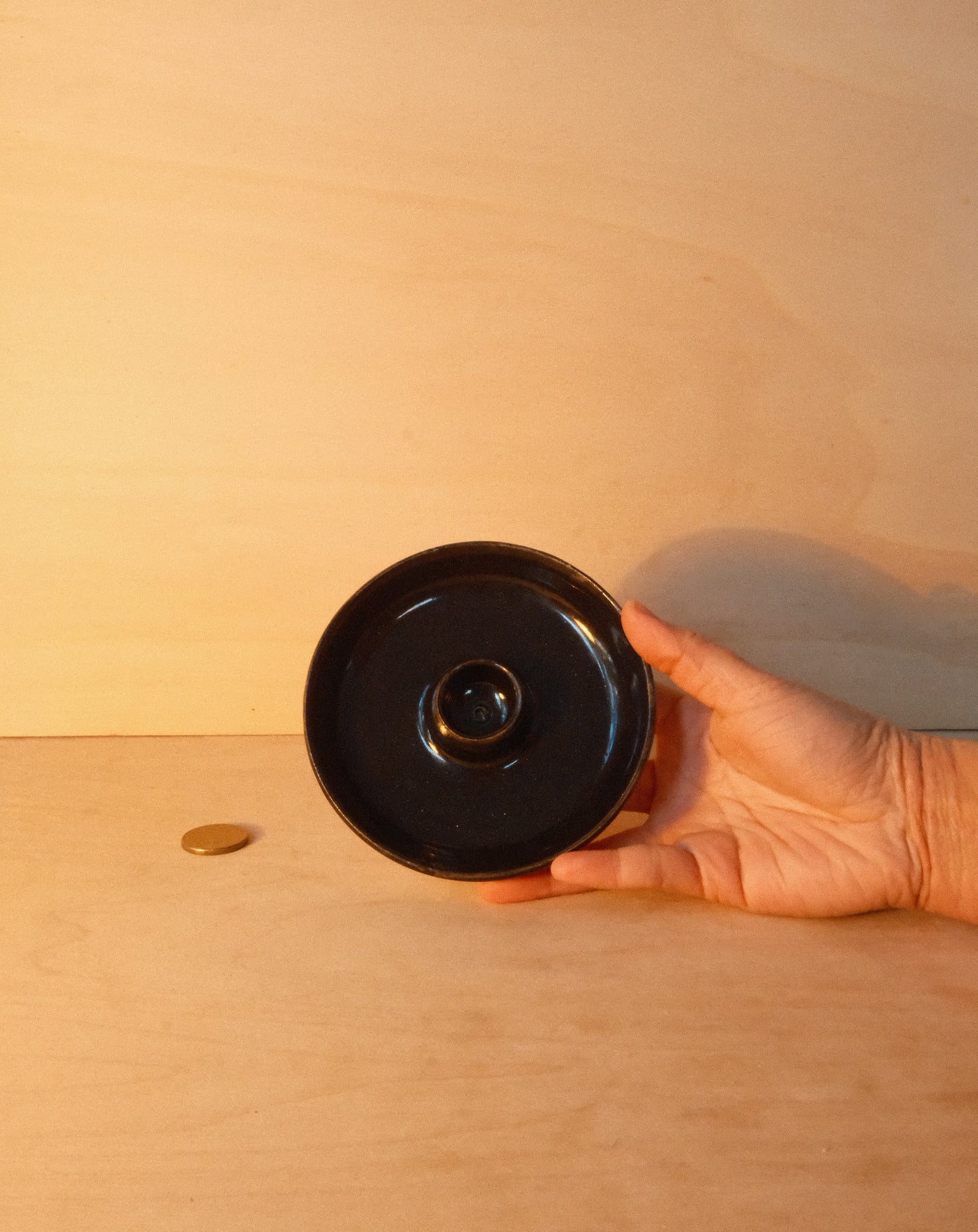 BLACK INCENSE DISH 003