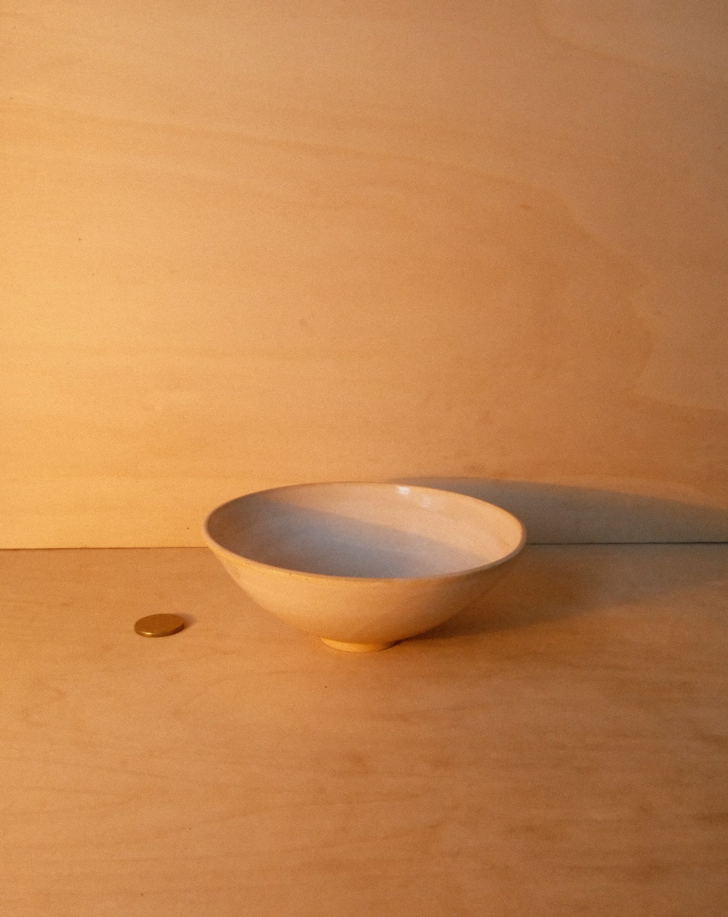 WHITE BOWL 002