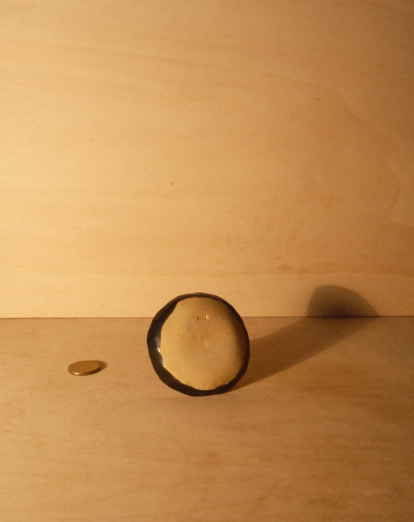BLACK SHROOM RING DISH 001