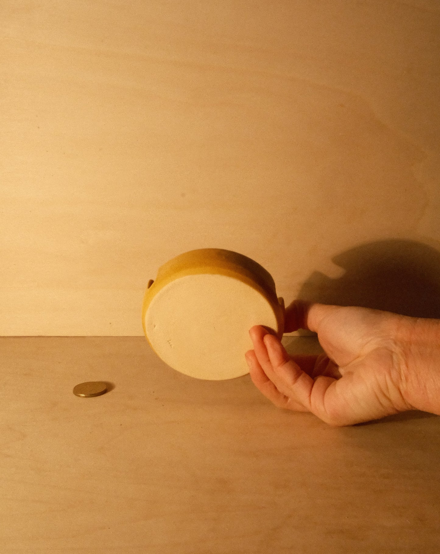 HONEY ASHTRAY 001