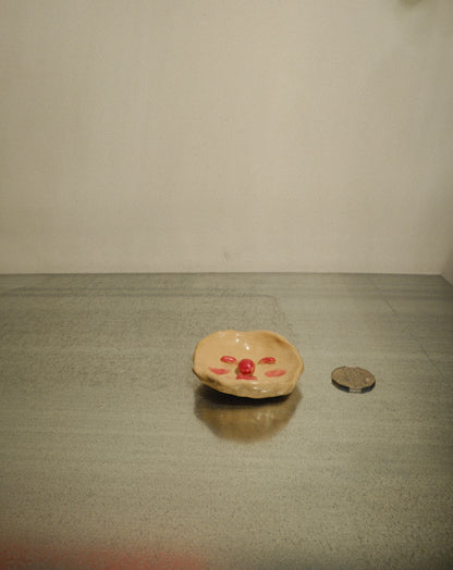 TONGUE OUT TRINKET DISH