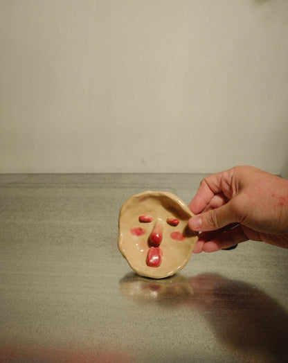 TONGUE OUT TRINKET DISH