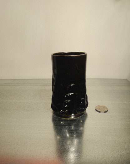 BLACK MOREL VASE 001