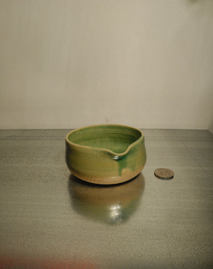 GREEN SPOUTED MATCHA BOWL