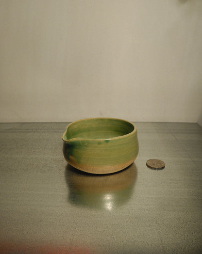 GREEN SPOUTED MATCHA BOWL