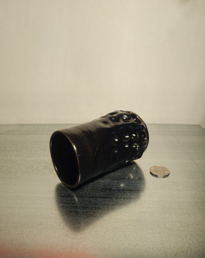 BLACK MOREL VASE 001