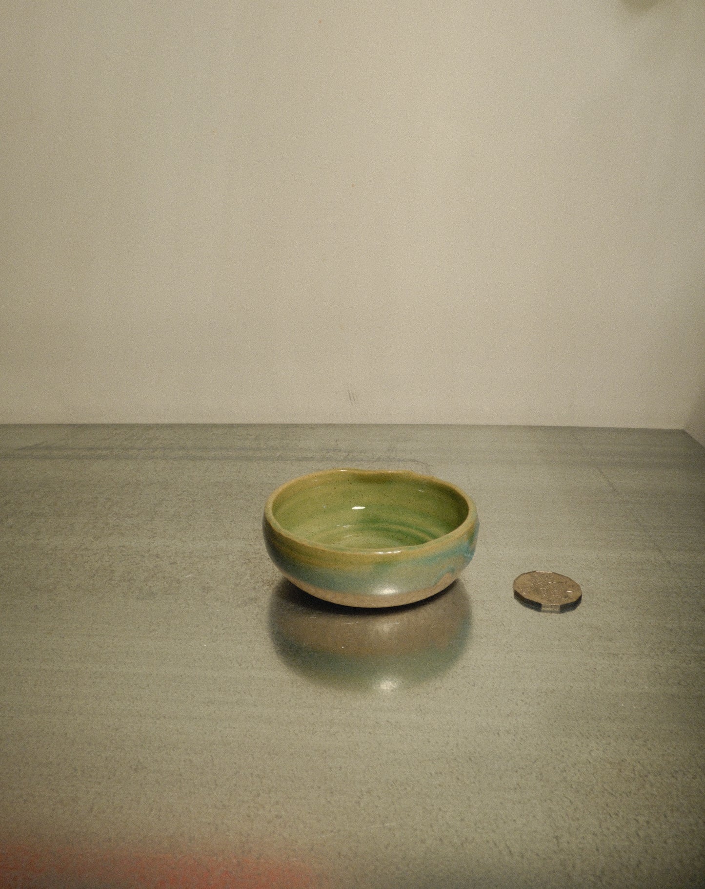 WHITE GREEN LOW BOWL