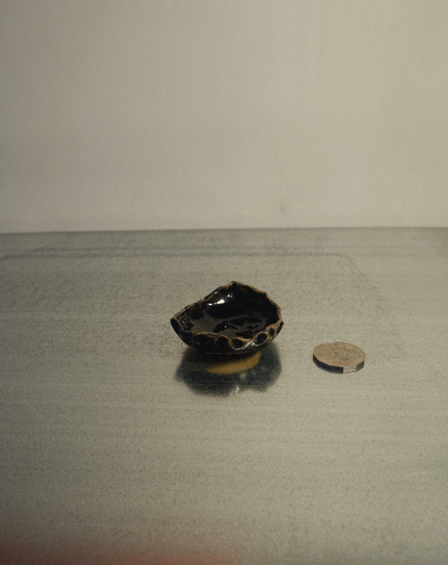BLACK SHROOM TRINKET DISH 002