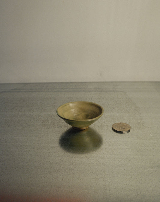 GREEN FANNED TEA CUP