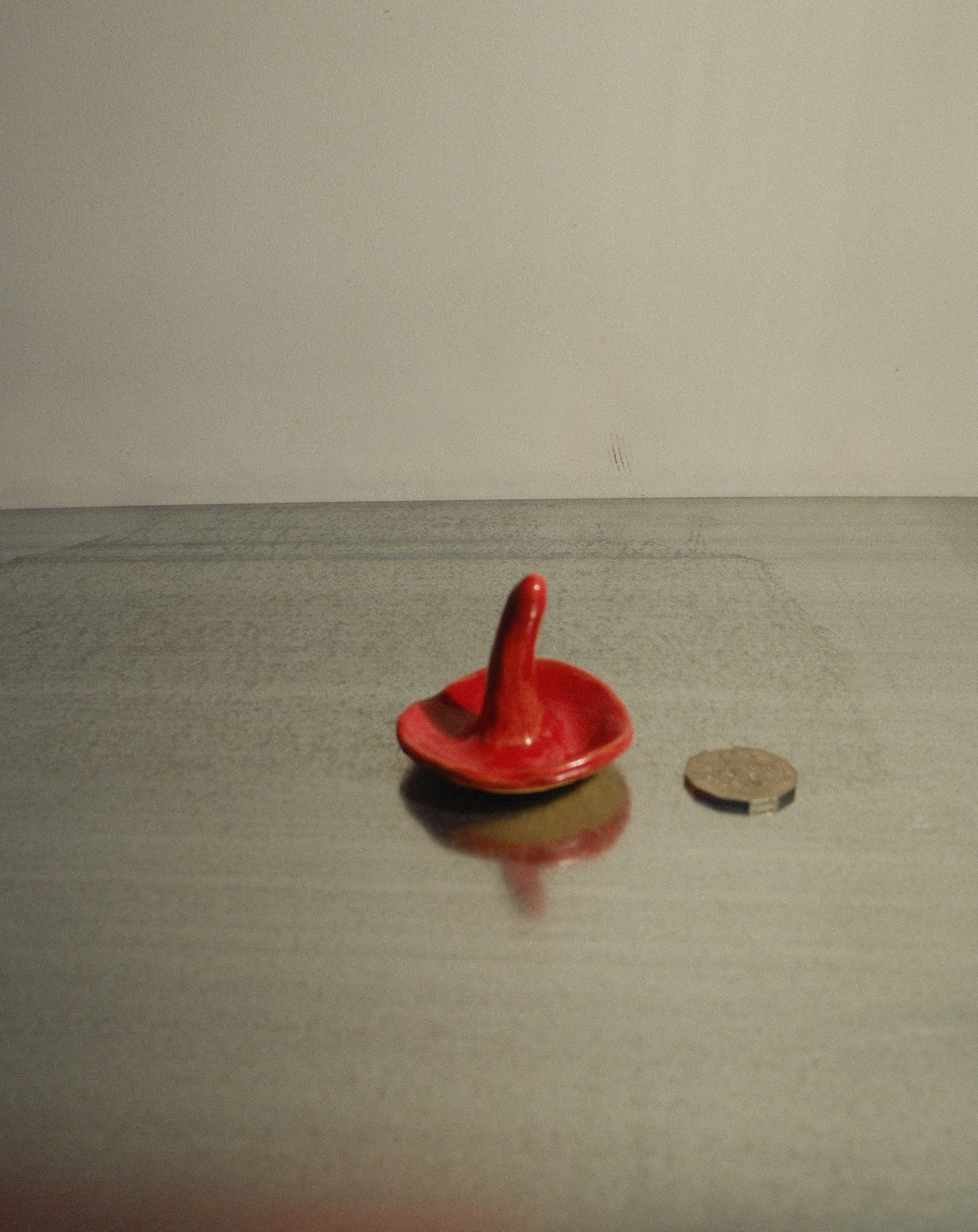 RED SHROOM RING HOLDER 001