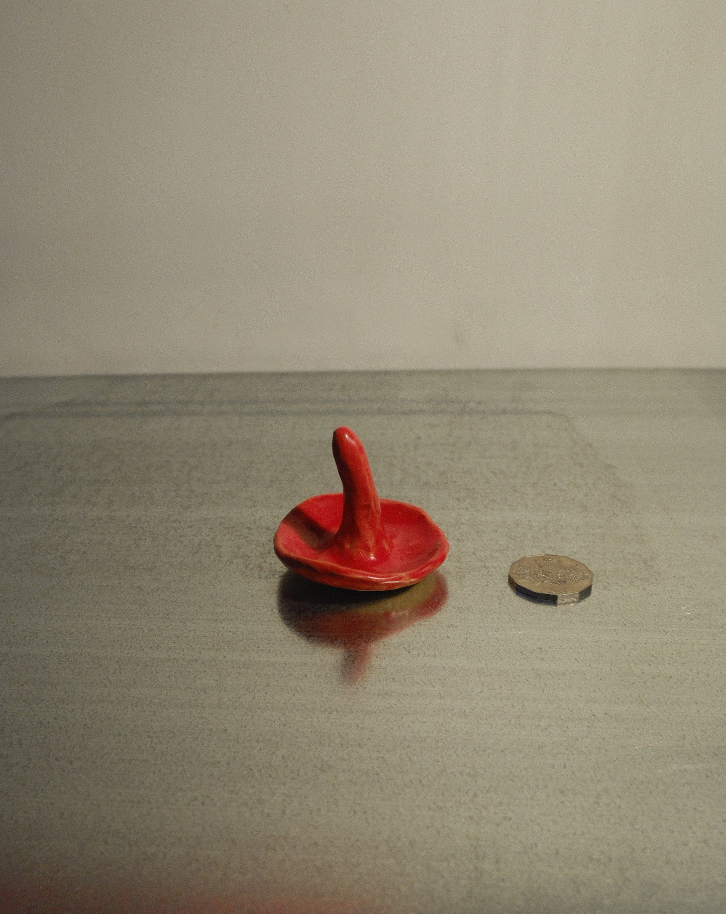 RED SHROOM RING HOLDER 001