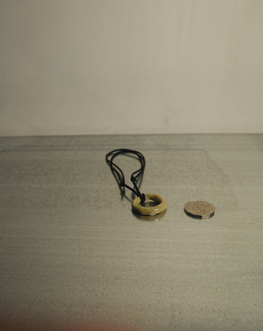 GREEN ADJUSTABLE CERAMIC NECKLACE