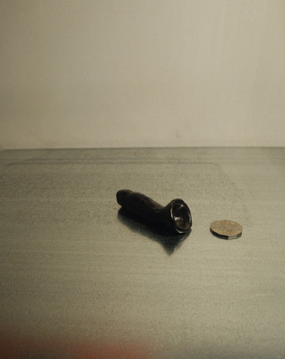 BLACK CERAMIC PIPE 002