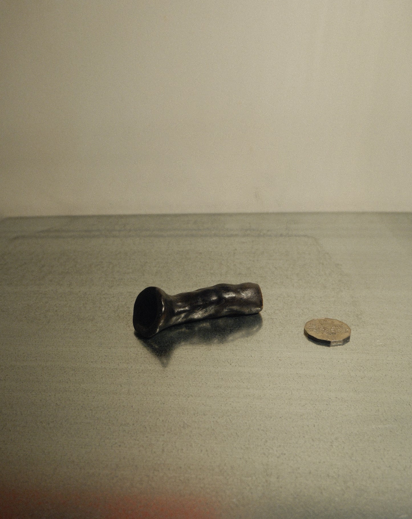 BLACK CERAMIC PIPE 002