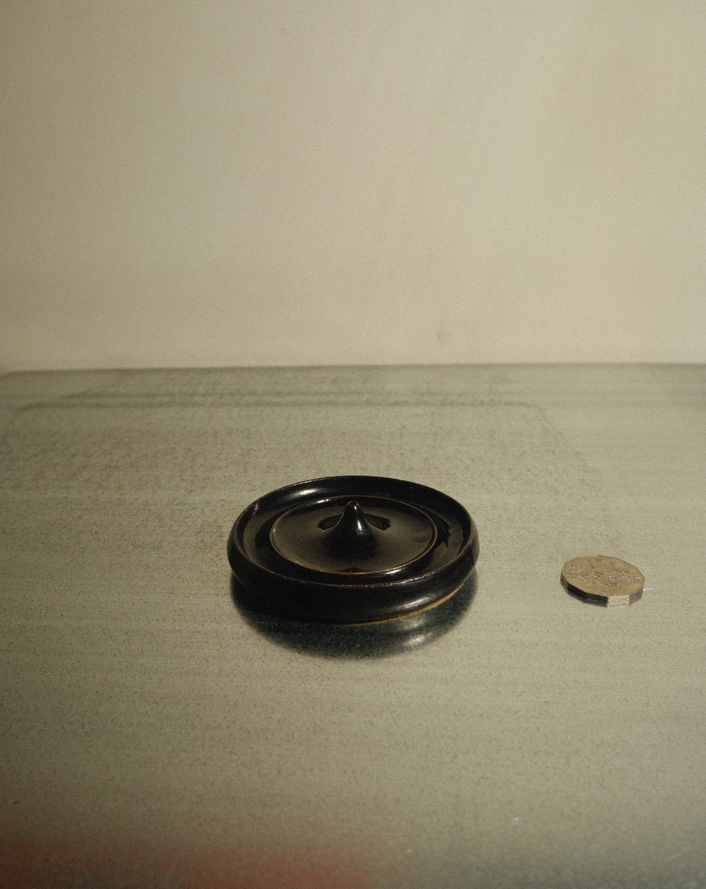 BLACK INCENSE DISH 001