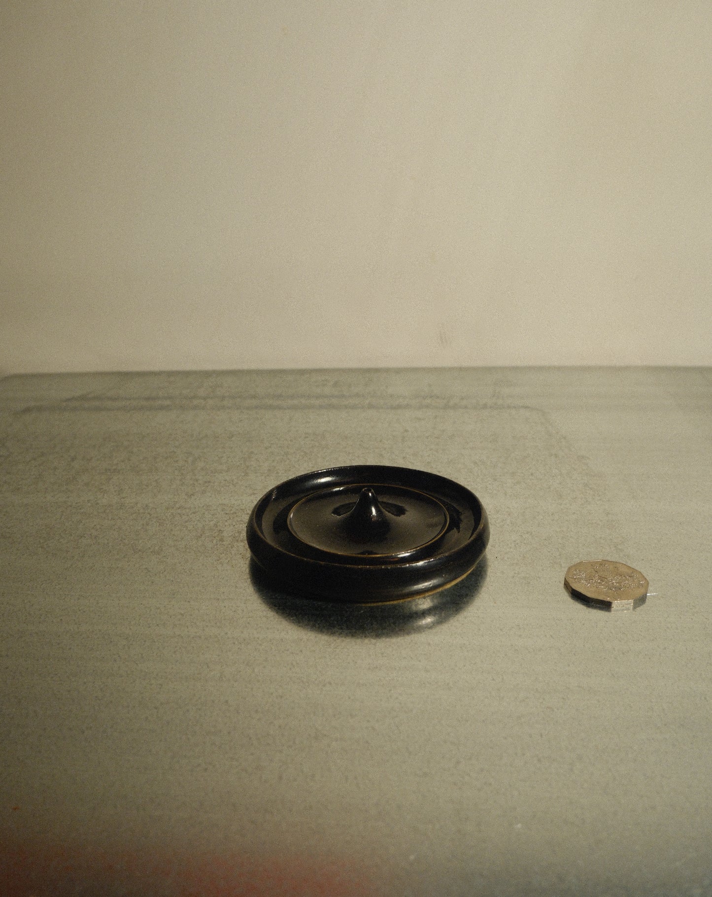 BLACK INCENSE DISH 001