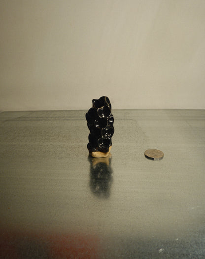 BLACK MOREL VASE 008