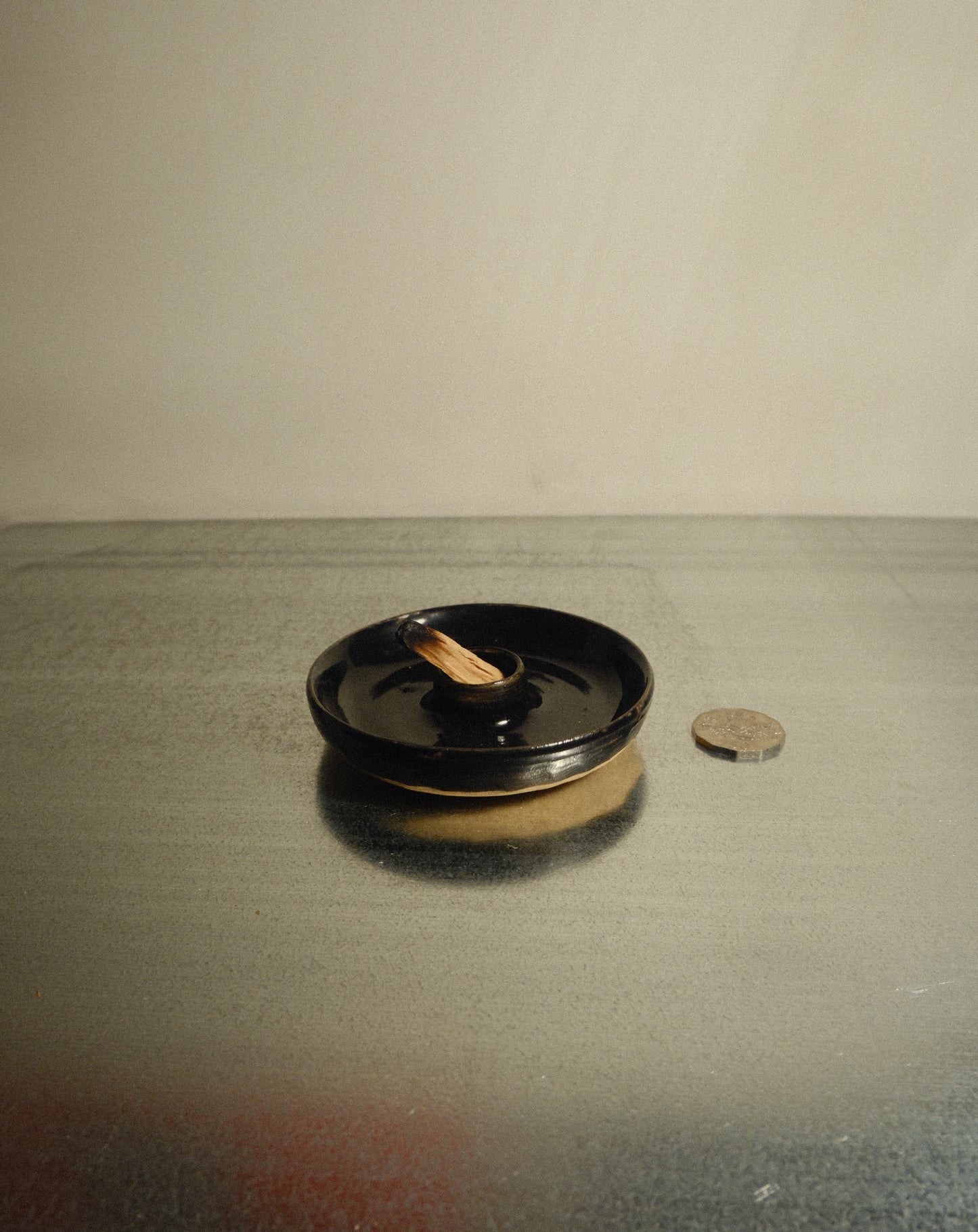BLACK INCENSE DISH 003