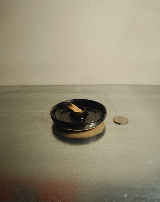 BLACK INCENSE DISH 003