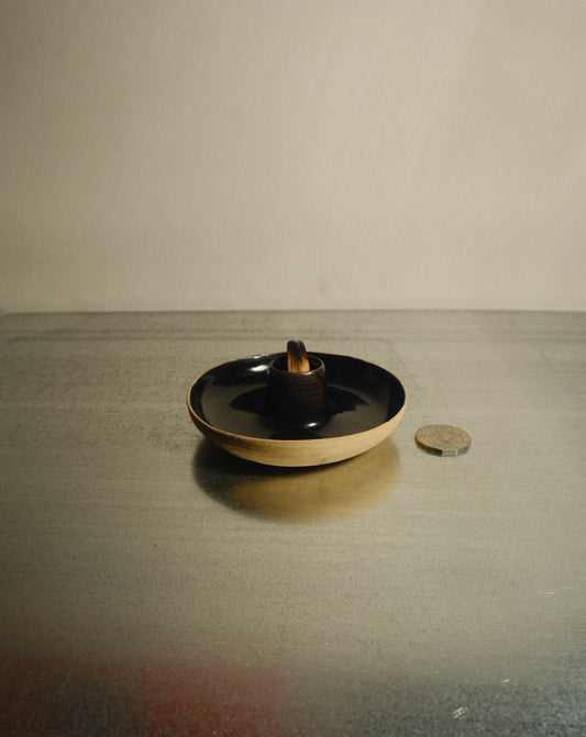 BLACK INCENSE DISH 002