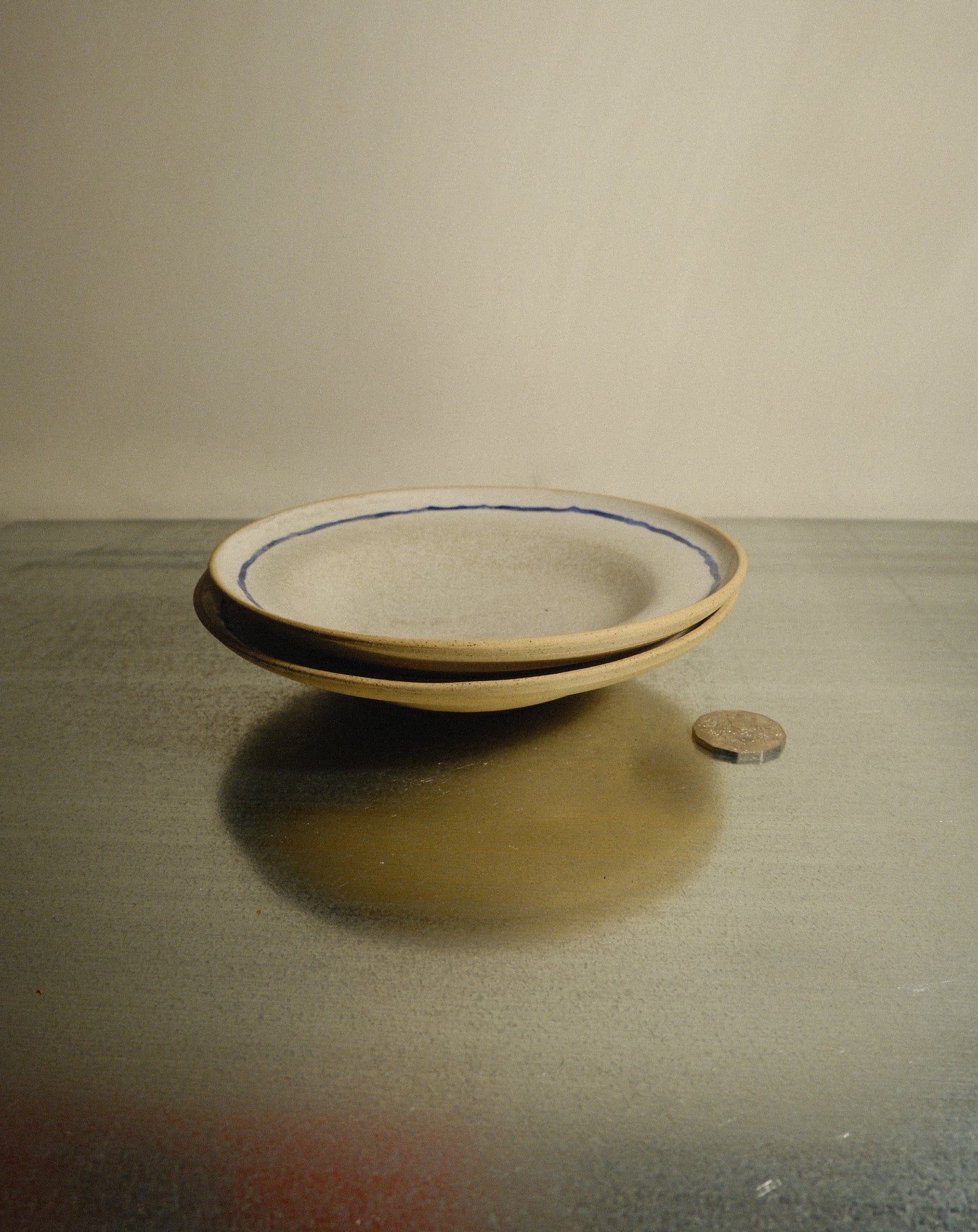 WHITE BLUE LINE PLATE