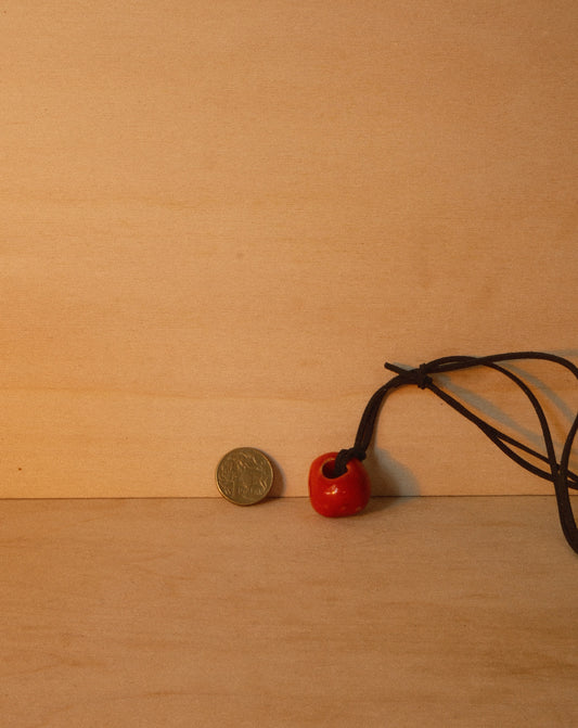 RED CHARM NECKLACE 001