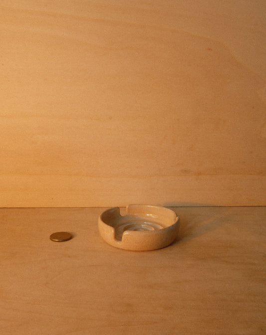 DUSK ASHTRAY 001