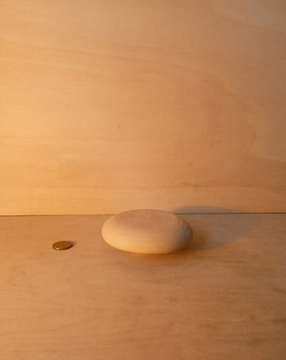 WHITE INCENSE DISH 001
