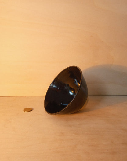 BLACK BOWL 001
