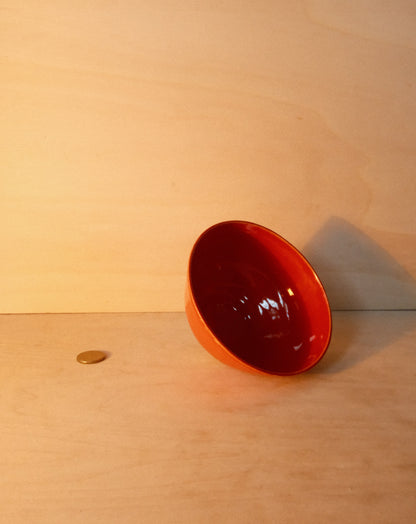 RED BOWL 002