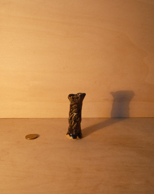 BLACK SHROOM VASE 001