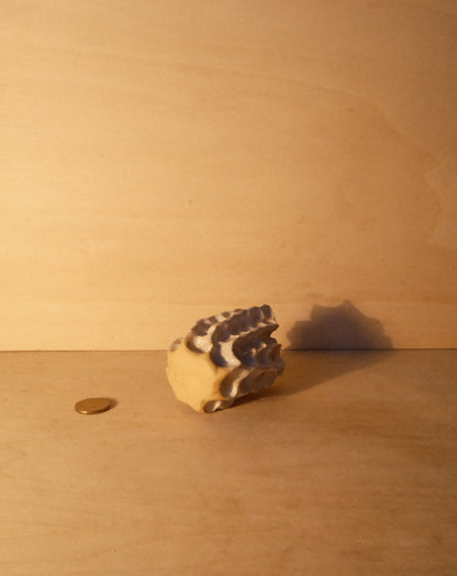 WHITE MOREL VASE 003