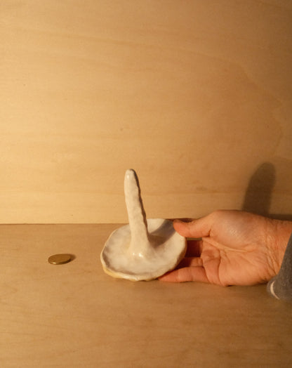 WHITE SHROOM RING DISH 002