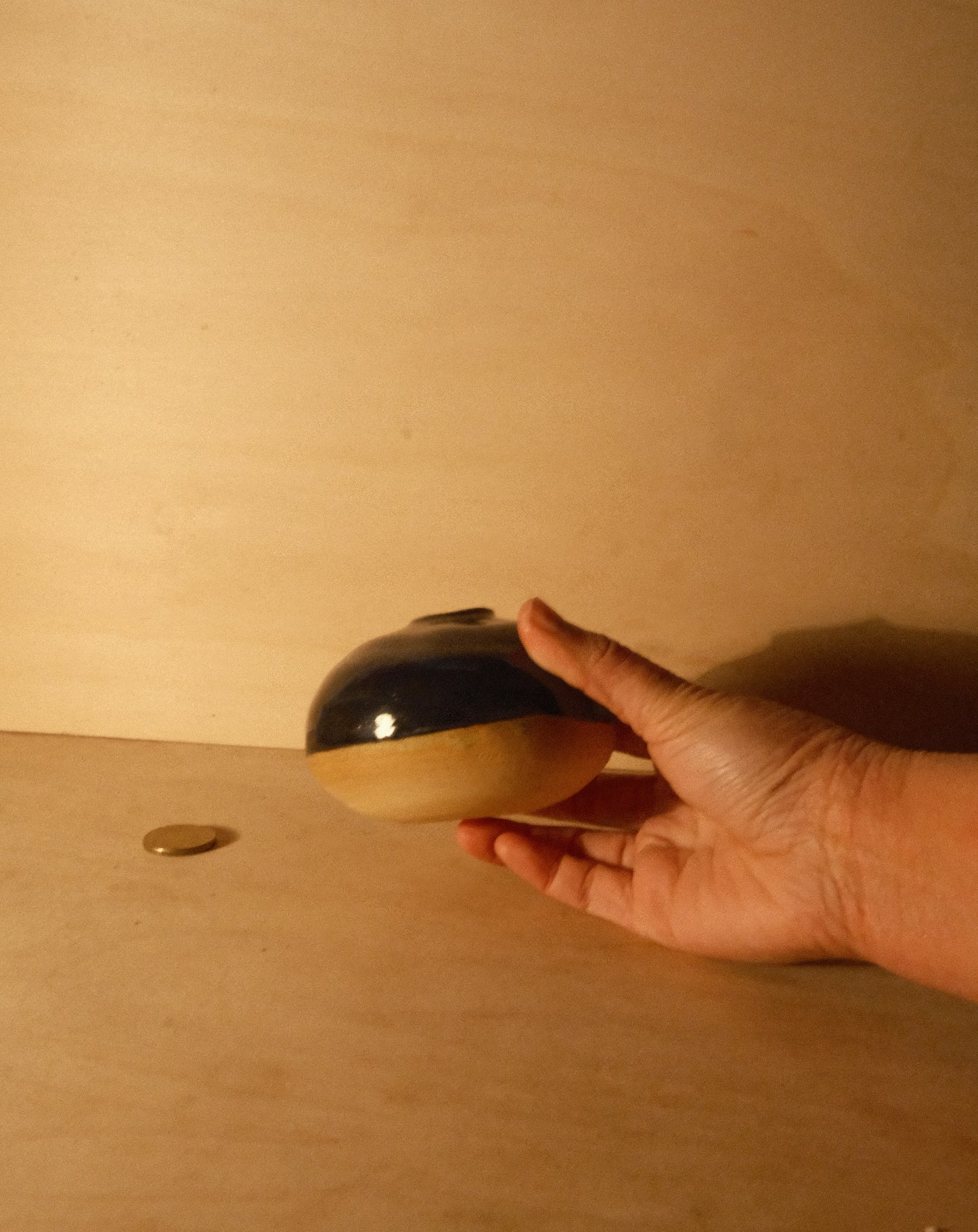 BLACK BUD VASE 001